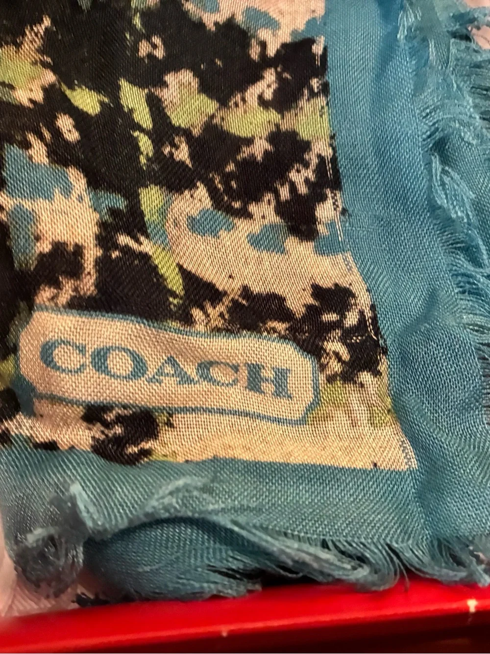 NEW PRICE! Coach Bonnie Boucle Houndstooth Scarf GUC